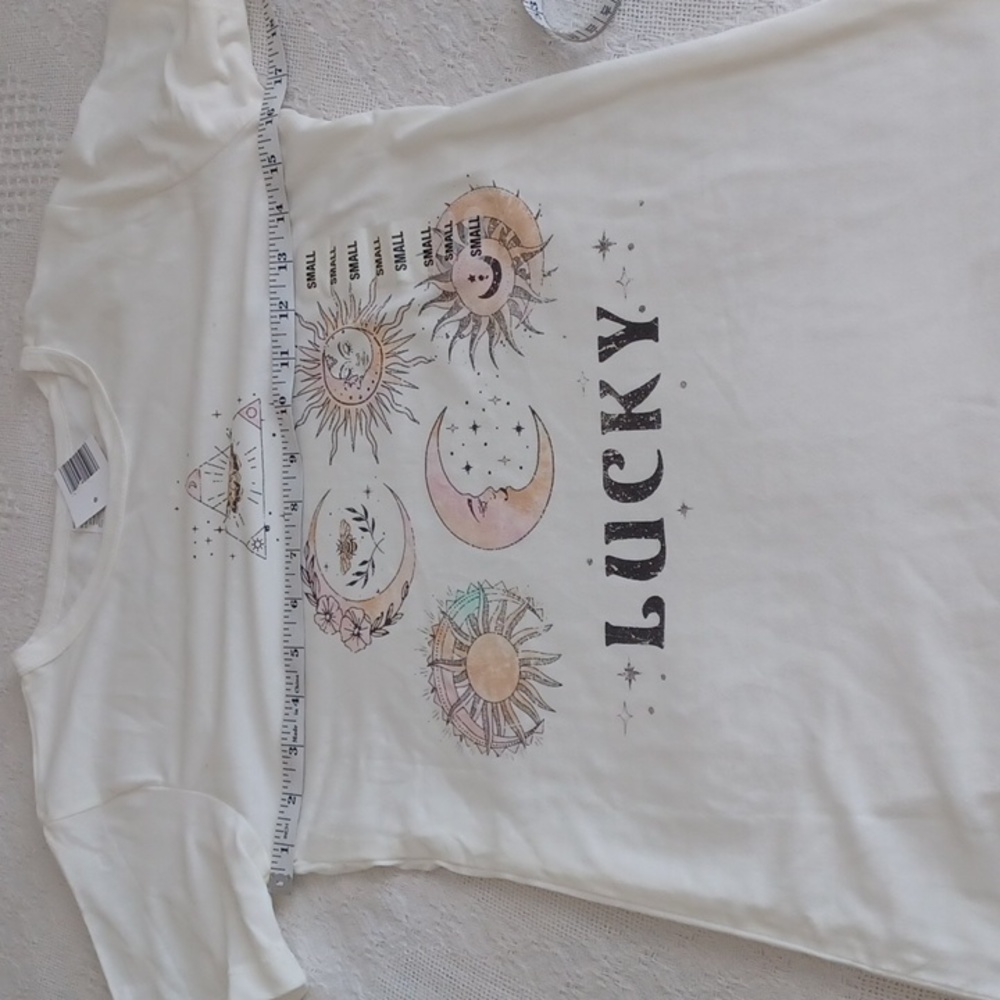 Lucky t-shirt NWT Small - Picture 4 of 6